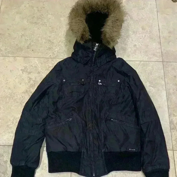 Black Tna  winter jacket size medium - Picture 1 of 7